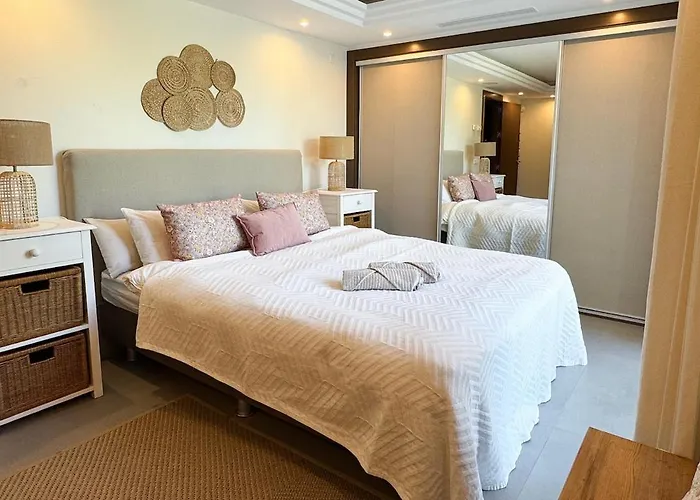 Famile&golf Villa, - Naranjos Golf * Marbella